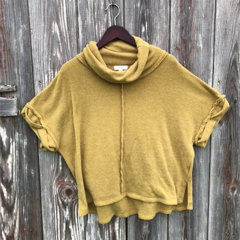Hailey & co size small yellow mustard cowl neck short sleeve sweater oversized